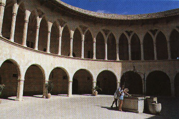 El Castell de Bellver es insignia de los monumentos mallorquines